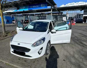 Ford Fiesta Fiesta 5-Türer 1.0 EcoBoost S Bild 2