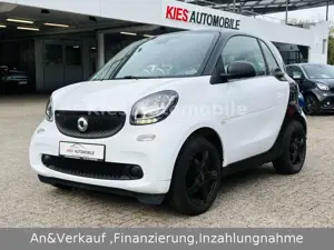 smart forTwo AUTOMATIK/SITZH/KLIMA/2.HAND/TÜV/ALU