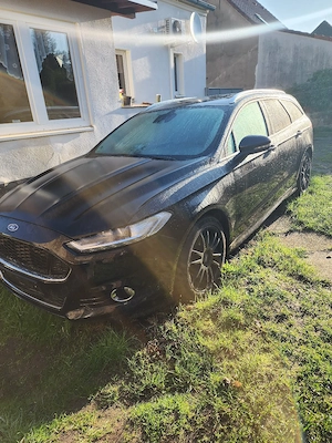 Ford Mondeo Bi-Turbo 211PS Vollausstattung Memory, Keyless Go, Massage Sitze, Standheizung, Digital 