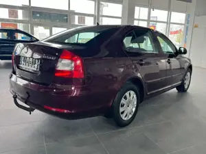 Skoda Octavia Lim. Ambition*SHZ*PDC*Automatik*AHK*Allw Bild 5