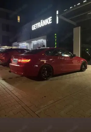 BMW 330 Bild 3