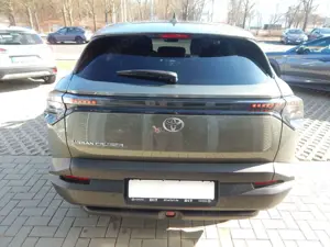 Toyota Urban Cruiser FWD Teamplayer ACC+LED+SHZ+Kam.+LM Bild 4