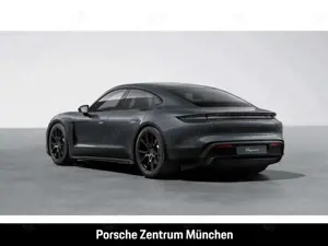 Porsche Taycan GTS HA-Lenkung InnoDrive Head-Up 21-Zoll Bild 3