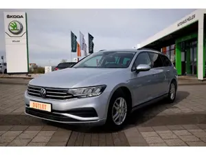 Volkswagen Passat Variant 2.0TDI AHK-kl. Navi LED ACC Apple
