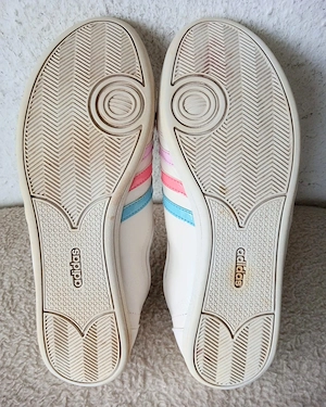 ADIDAS NEO Sneaker Schuhe in Größe : 7,5 - 41 Sehr gute Zustand  Bild 10