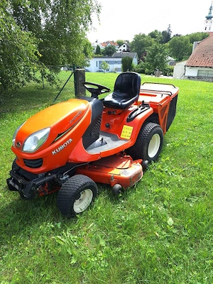 Kubota GR 2120 Rasenmähertraktor