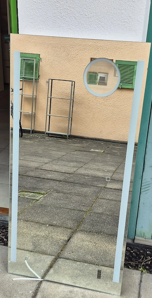 Bad Spiegel mit touch und led 