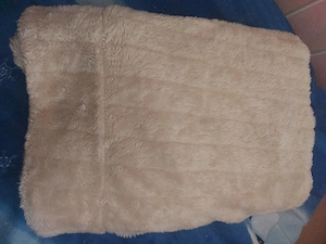 Sehr schöne  Couchdecken 