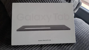 Samsung Tab S10FE+ 5G mot sim slot
