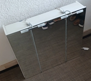 Spiegelschränkchen (Klappspiegel) kostenlos