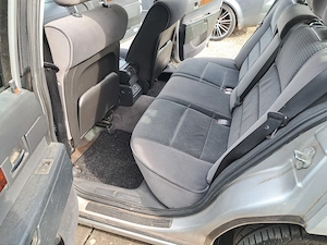 Opel Omega 3,2 V6 Caravan Bild 7