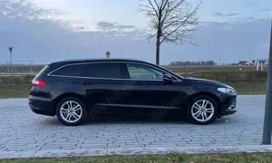 Ford Mondeo Bild 4