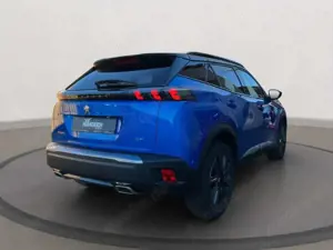 Peugeot 2008 GT PACK PT 155 EAT8 NAV ACC PANO RFK SHZ Bild 5