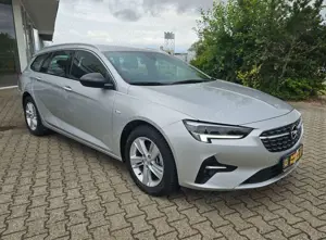 Opel Insignia ST 2,0 Elegance AT AHK VOLL-LED R-Kamera NAVI SHZ