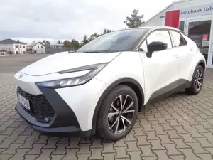 Toyota C-HR 1.8 Hybrid Team Deutschland Bild 2