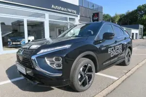 Mitsubishi Eclipse Cross PHEV TOP 2.4 4WD + Winterräder