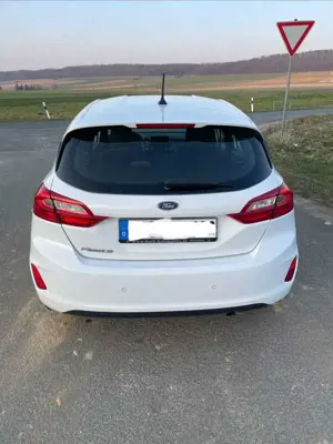 Ford Fiesta 1.5 TDCI Bild 3