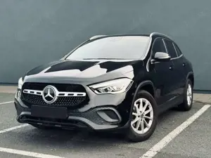 Mercedes-Benz GLA 200 7G-DCT Progressive | TÜV neu | Night-Paket