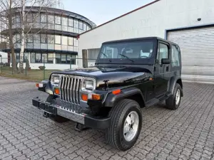 Jeep Wrangler YJ 4.0 *OLDTIMER* 1-Hand *Top Zustand*