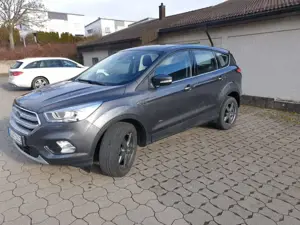 Ford Kuga 1.5 EcoBoost 4x4 Aut. Titanium