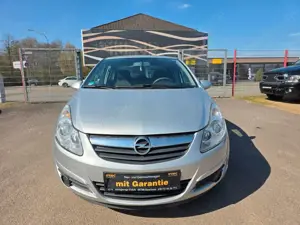 Opel Corsa D 80 PS TÜV neu+ Klima + 8-Fach