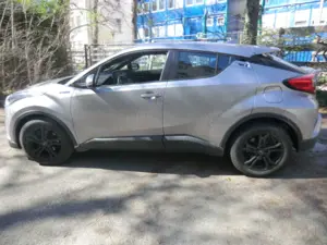 Toyota C-HR C-HR Hybrid Hybrid Flow Bild 2