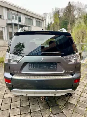 Mitsubishi Outlander Bild 5