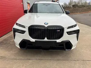 BMW X7 M X7 M60i xDrive 7 SITZER +LUFT+AHK+PANO+HARMAN+22" Bild 2