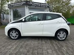 Toyota Others Aygo AYGO x-play Edition-S Bild 4