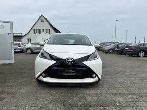 Toyota Others Aygo AYGO x-play Edition-S Bild 2