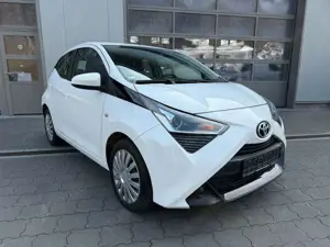 Toyota Others Aygo 1.0 x-play KAMERA+KLIMA+CARPLAY+DAB+BT+TOP