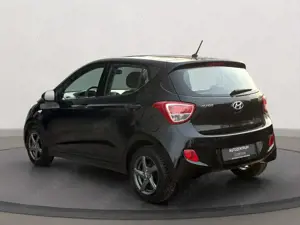 Hyundai i10 Classic Klima Sitzheizung Bild 3