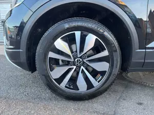 Volkswagen T-Roc Move 1.5TSI DSG AHK LED KAM NAV SHZ PDC Bild 5