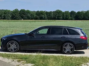 Mercedes-Benz C 300 C 300 e T 9G-TRONIC AMG Line