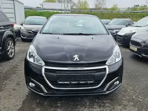 Peugeot 208 Bild 2