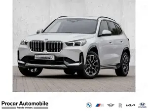BMW X1 sDrive18i  xLine AHK RFK NAVI LED PDC V+H LM