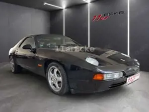 Porsche 928