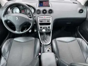 Peugeot 308 Platinum *Temp*Vollleder*Navi*Klima*Panoramadach* Bild 2