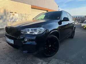 BMW X5 xDrive 40 d  M -Paket-Sport PANO NAVI  7 SITZ