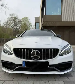 Mercedes-Benz C 63 AMG