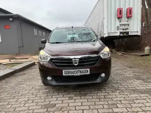 Dacia Lodgy Laureate/NAVI/SHZ/TEMPOMAT/BC/TÜVSERVICE NEU Bild 2