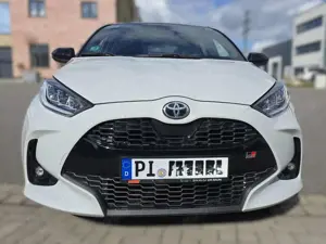Toyota Yaris Yaris Hybrid 5-Türer Hybrid 1.5 VVT-i GR SPORT