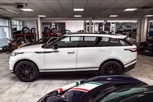 Land Rover Range Rover Velar SE R-Dynamic*LUFT*PANO*AHK*ACC Bild 4