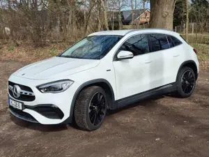 Mercedes-Benz GLA 250 GLA Plugin Hybrid e 8G-DCT AMG Line