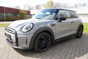 MINI Cooper Aut. - HeadUp-CarPlay-Pano-Leder-KAM
