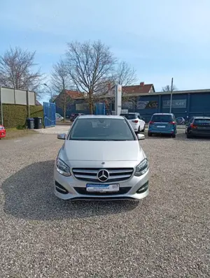 Mercedes-Benz B 180 .AUTOMATIK.Klima.Navi.SHZ.PDC