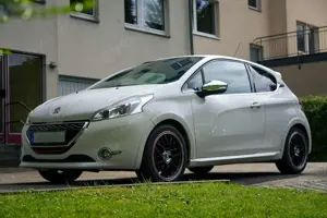 Peugeot 208 208 GTI 200 THP