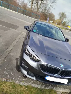 BMW 218 Bild 2