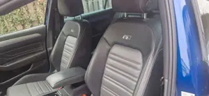 Volkswagen Passat Variant Passat Var. Elegance R-Line intr. R-Line Extr. Bild 2