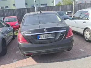 Mercedes-Benz S 500 S 500 L 4Matic 7G-TRONIC Edition 1 Bild 2